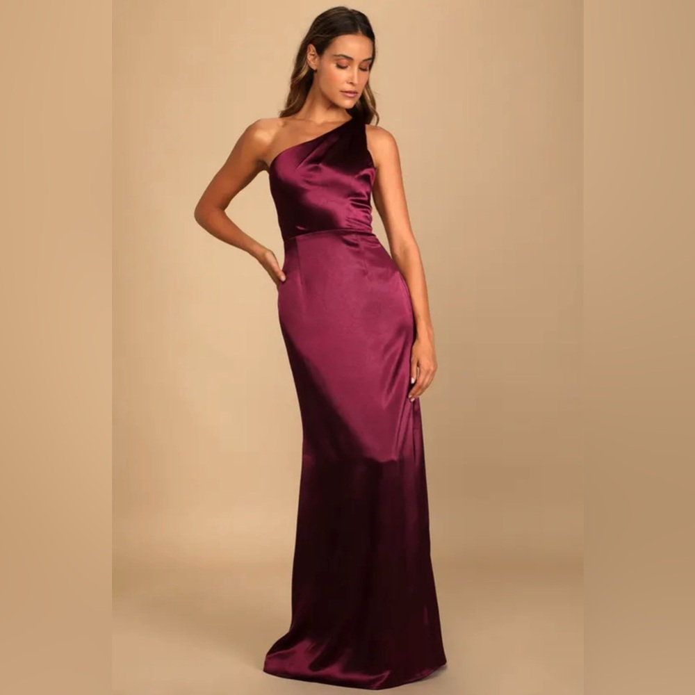 NWT one shoulder satin dress